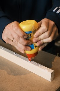 Utilisation de la colle à bois